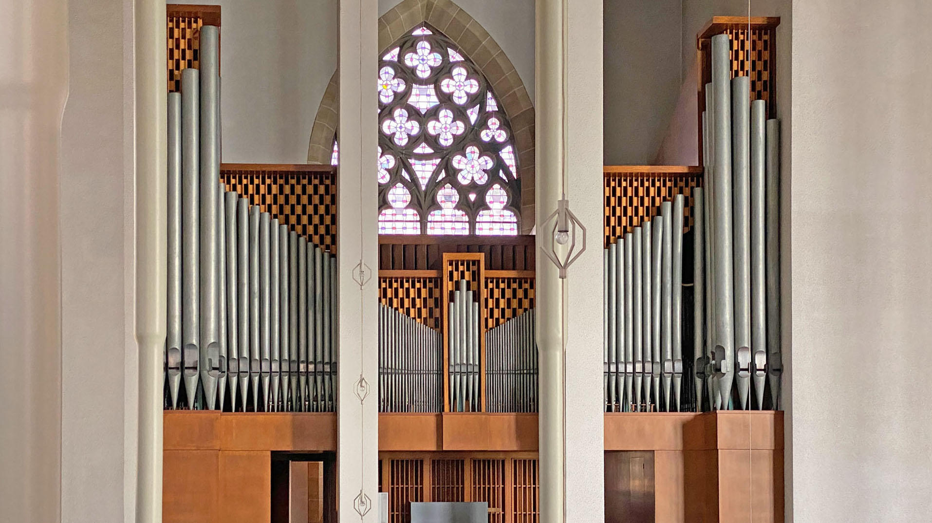Die große Orgel in St. Engelbert